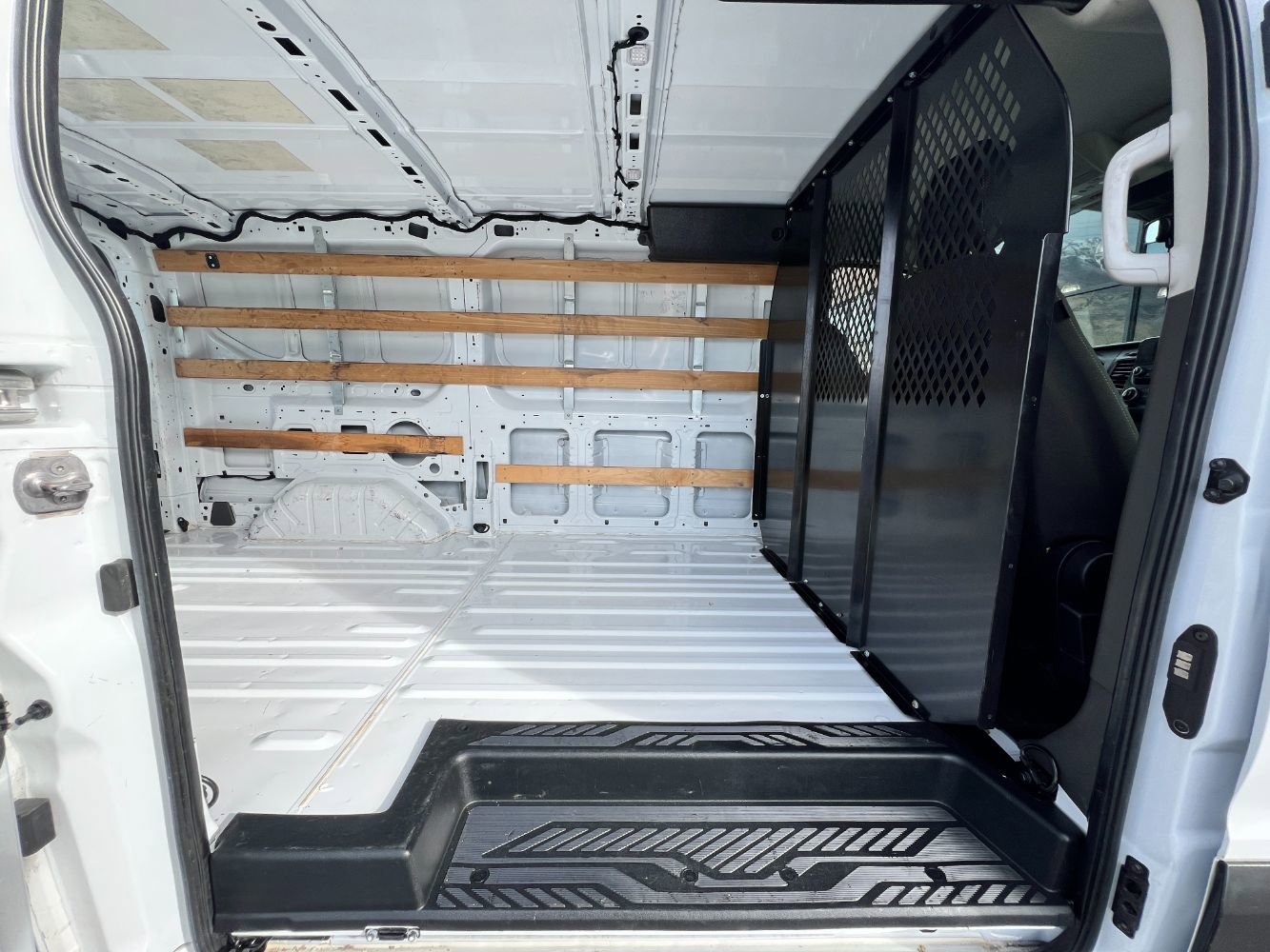 Used 2022 Ford Transit 250 Low Roof w/ Exterior Upgrade Package image 21