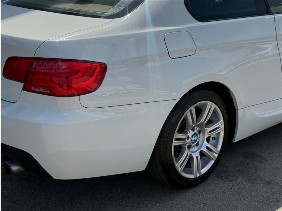 Used 2012 BMW 335i xDrive Coupe AWD/4WD image 42