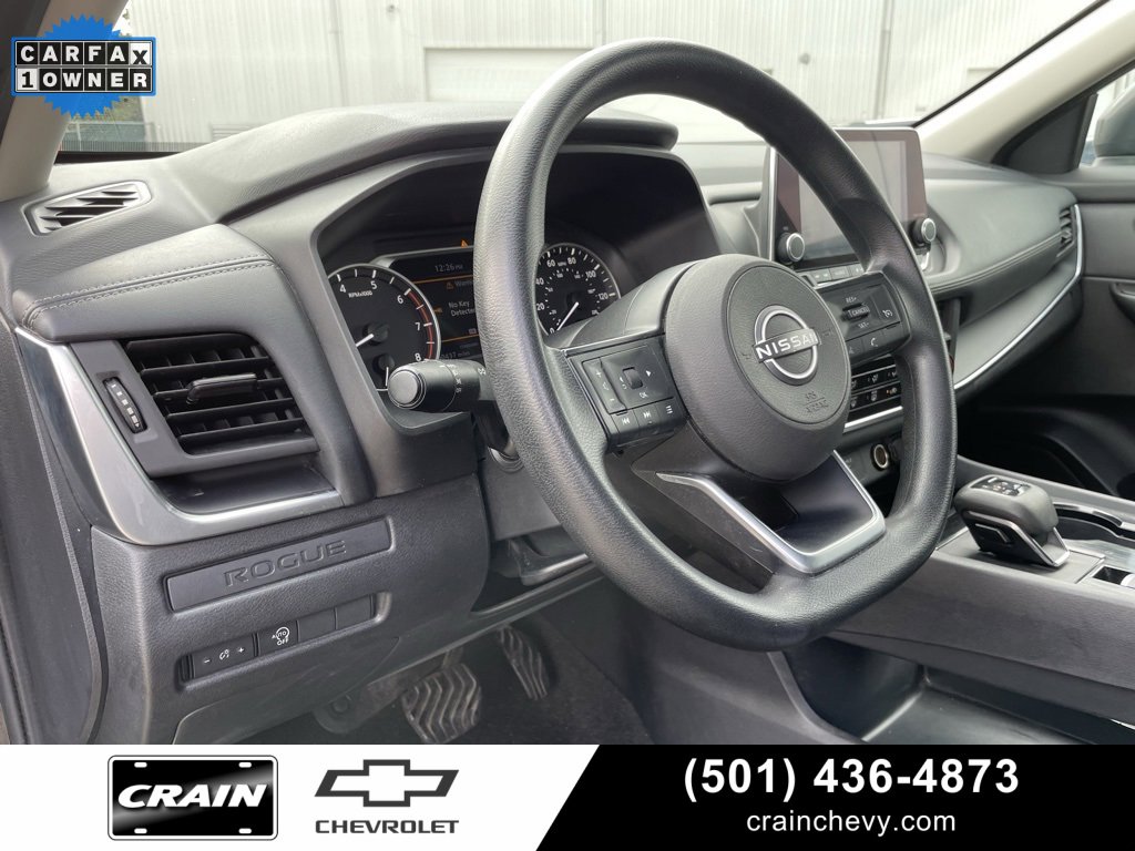 Used 2024 Nissan Rogue S image 10