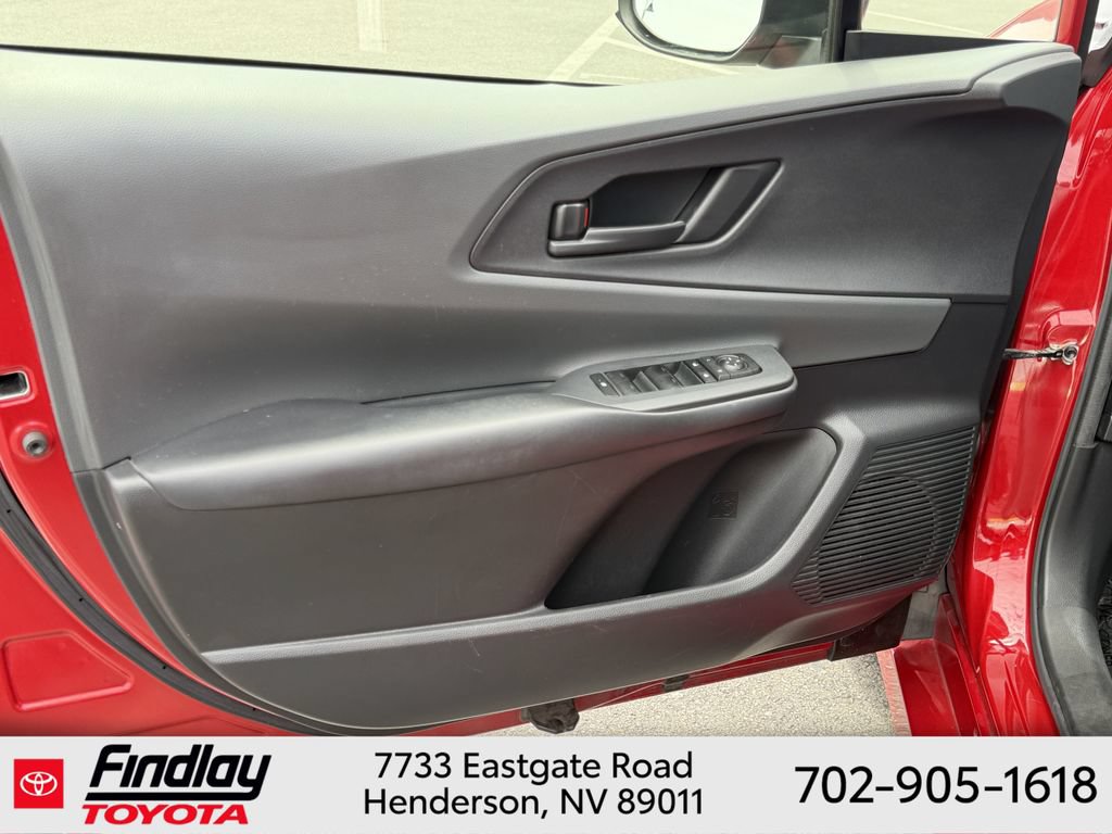 Certified 2023 Toyota Prius LE FWD image 19