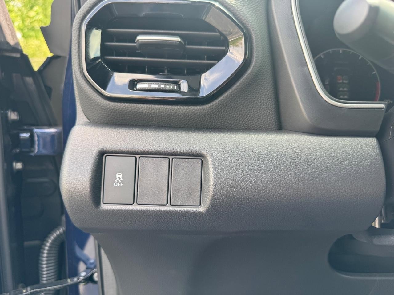 Certified 2025 Honda Pilot Sport image 29