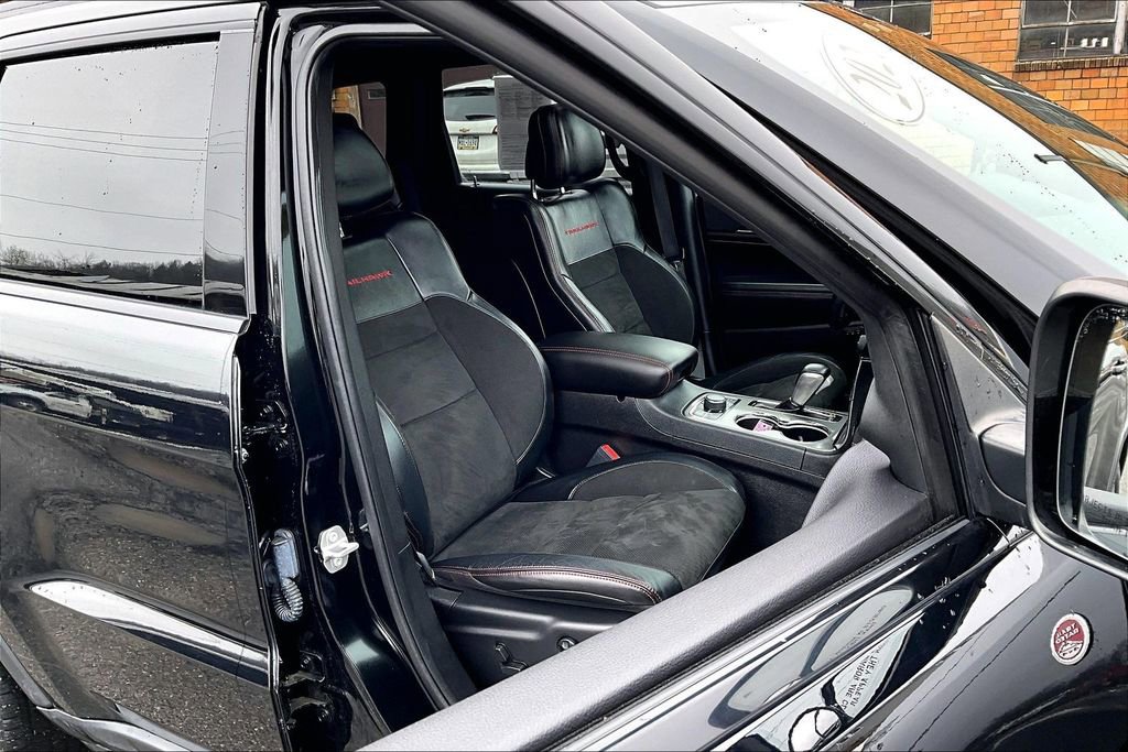 Used 2021 Jeep Grand Cherokee Trailhawk image 7
