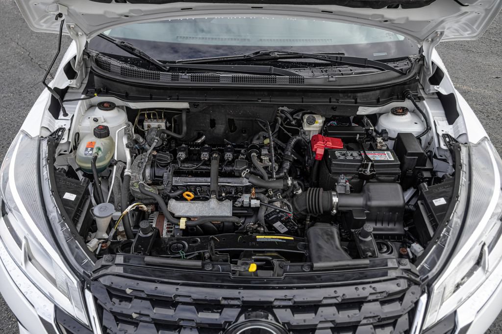 Used 2022 Nissan Kicks SV FWD image 34