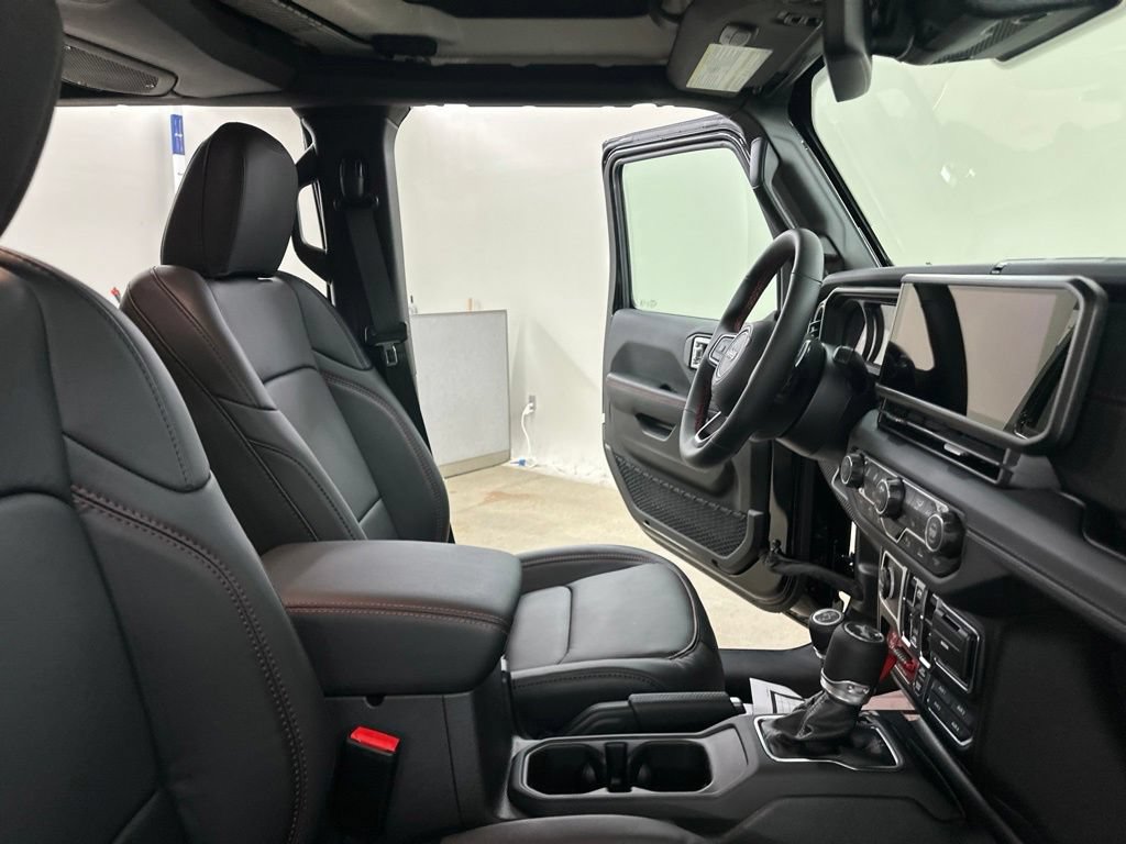 New 2026 Jeep Wrangler Unlimited Rubicon 392 w/ Quick Order Package 27X Moab AWD/4WD image 25