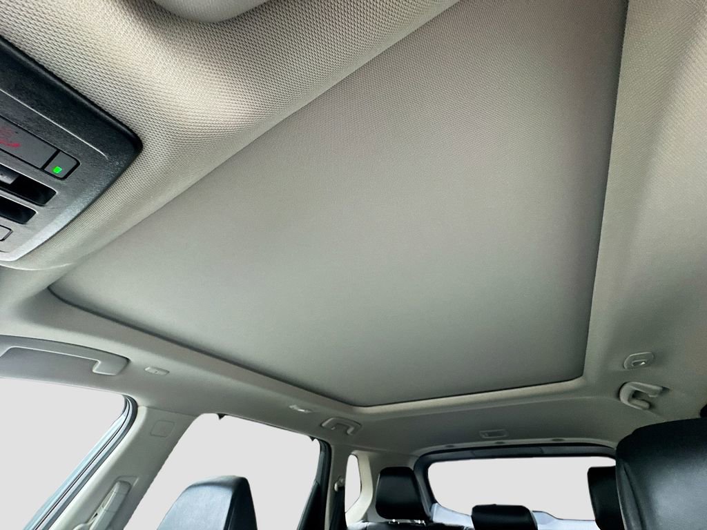 Used 2023 Nissan Rogue SV w/ SV Premium B Package image 24