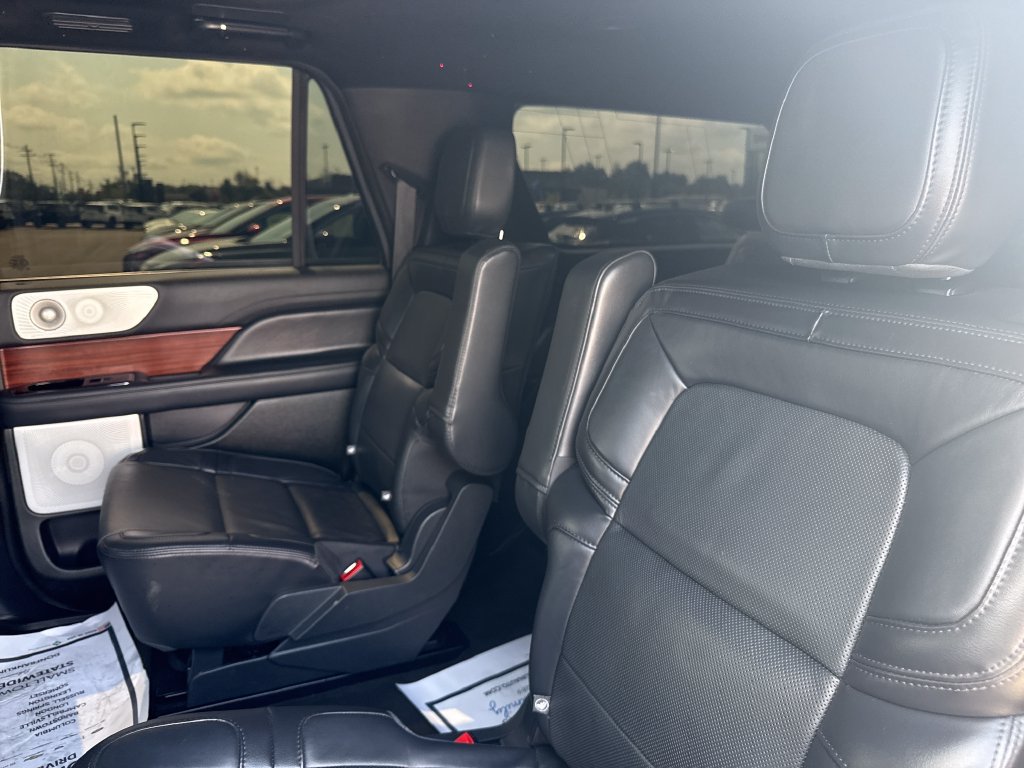 Used 2024 Lincoln Navigator L Reserve AWD/4WD image 14