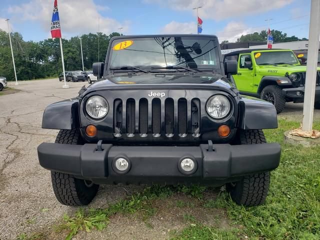 Used 2013 Jeep Wrangler Rubicon w/ PWR Convenience Group AWD/4WD image 9
