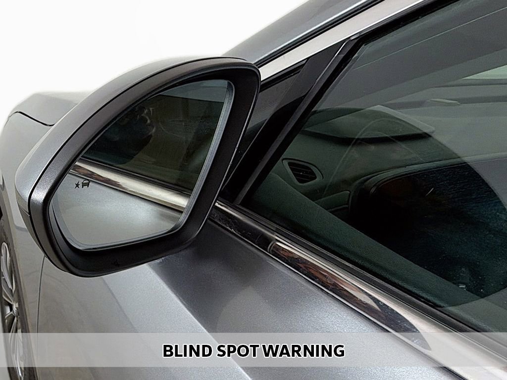 Used 2024 Buick Envision Preferred image 7