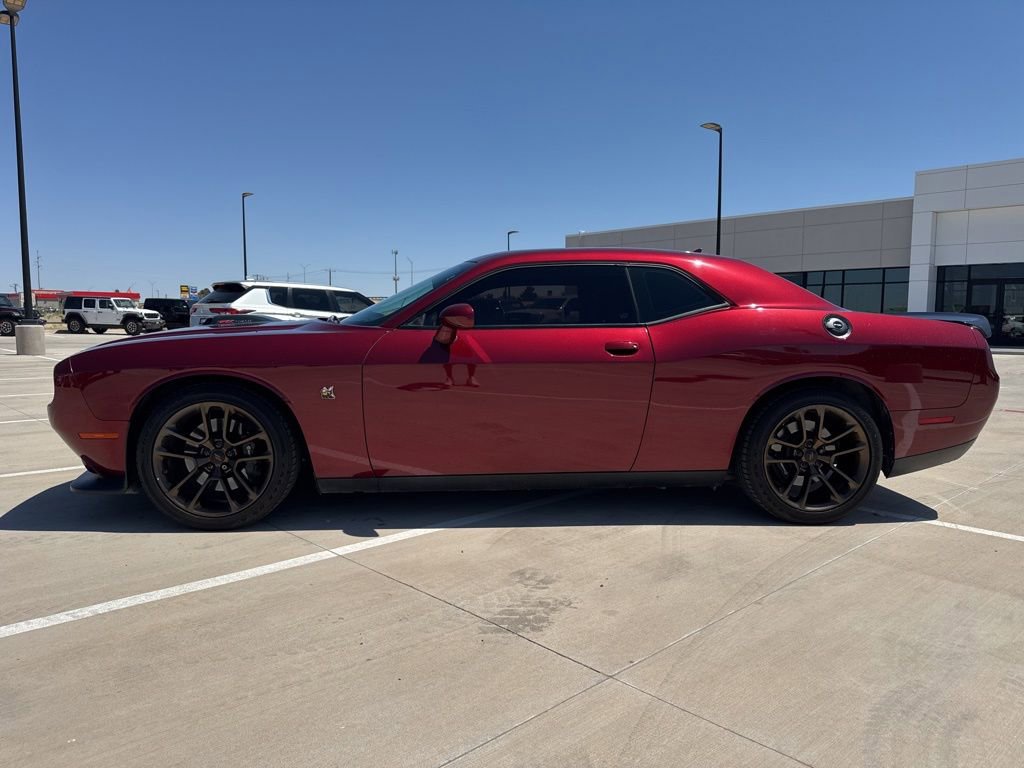 Used 2021 Dodge Challenger R/T Scat Pack w/ Shaker Package RWD image 2