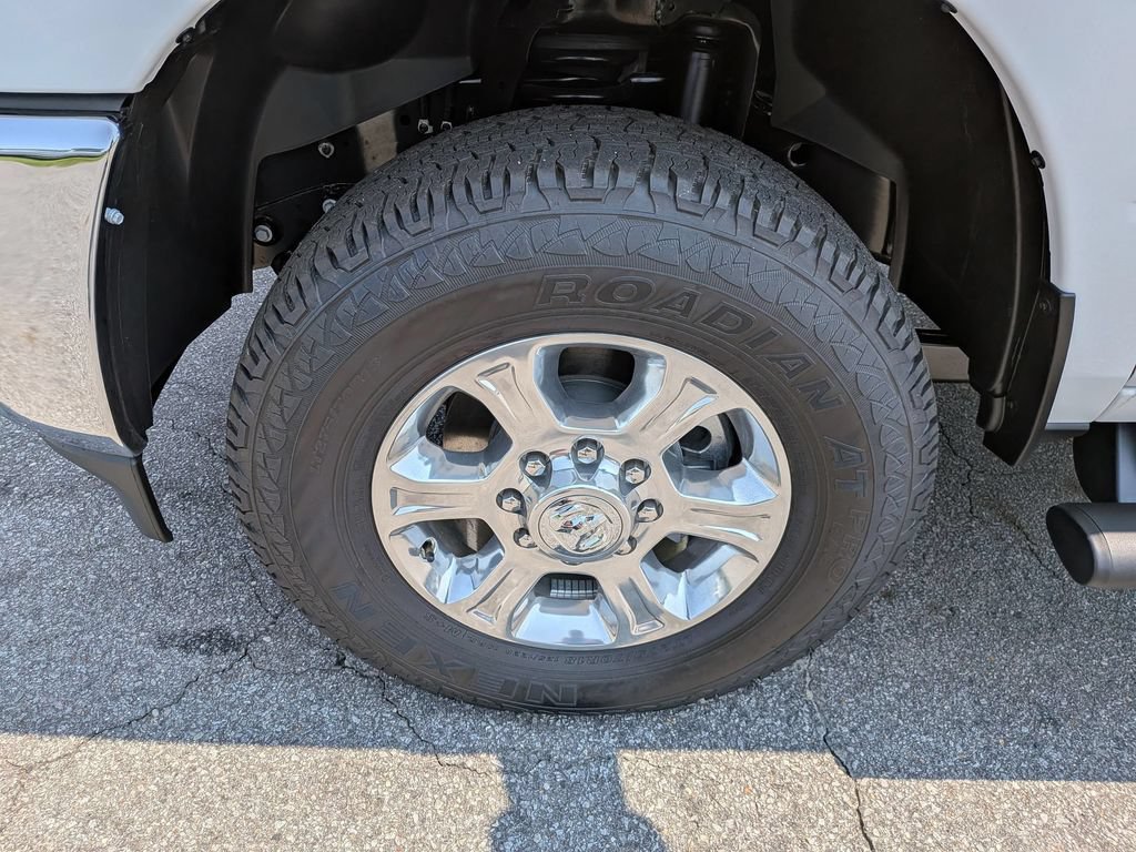 New 2026 RAM 3500 Tradesman w/ Chrome Appearance Group A AWD/4WD image 9