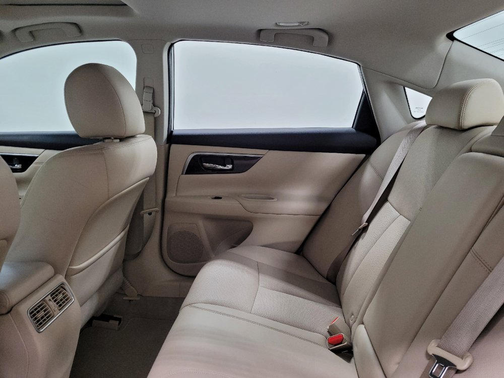 Used 2014 Nissan Altima 2.5 SL w/ Technology Package FWD image 18