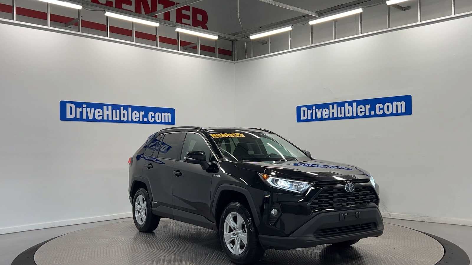 Used 2021 Toyota RAV4 XLE AWD/4WD image 9