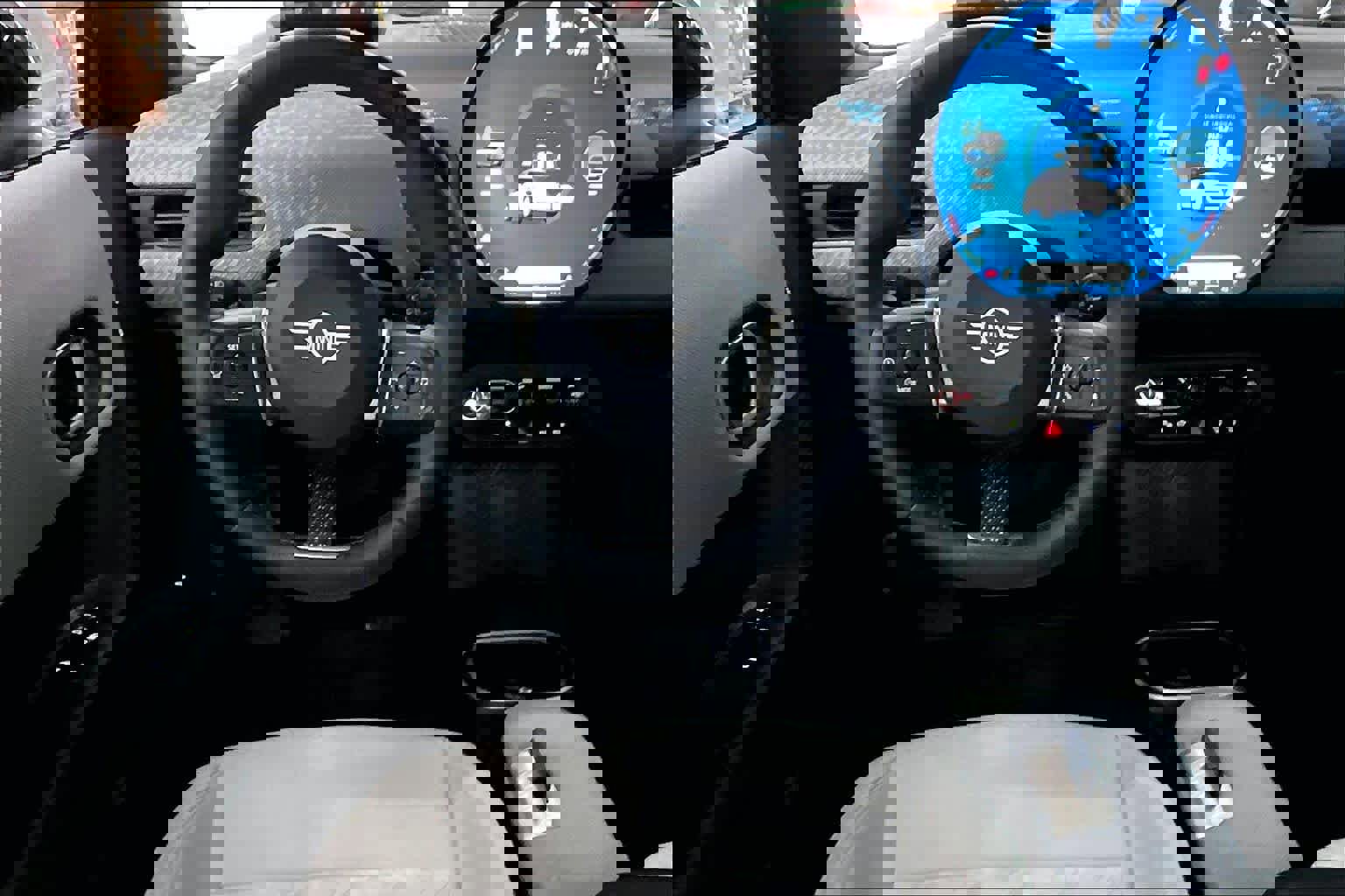 Used 2025 MINI Cooper S image 8