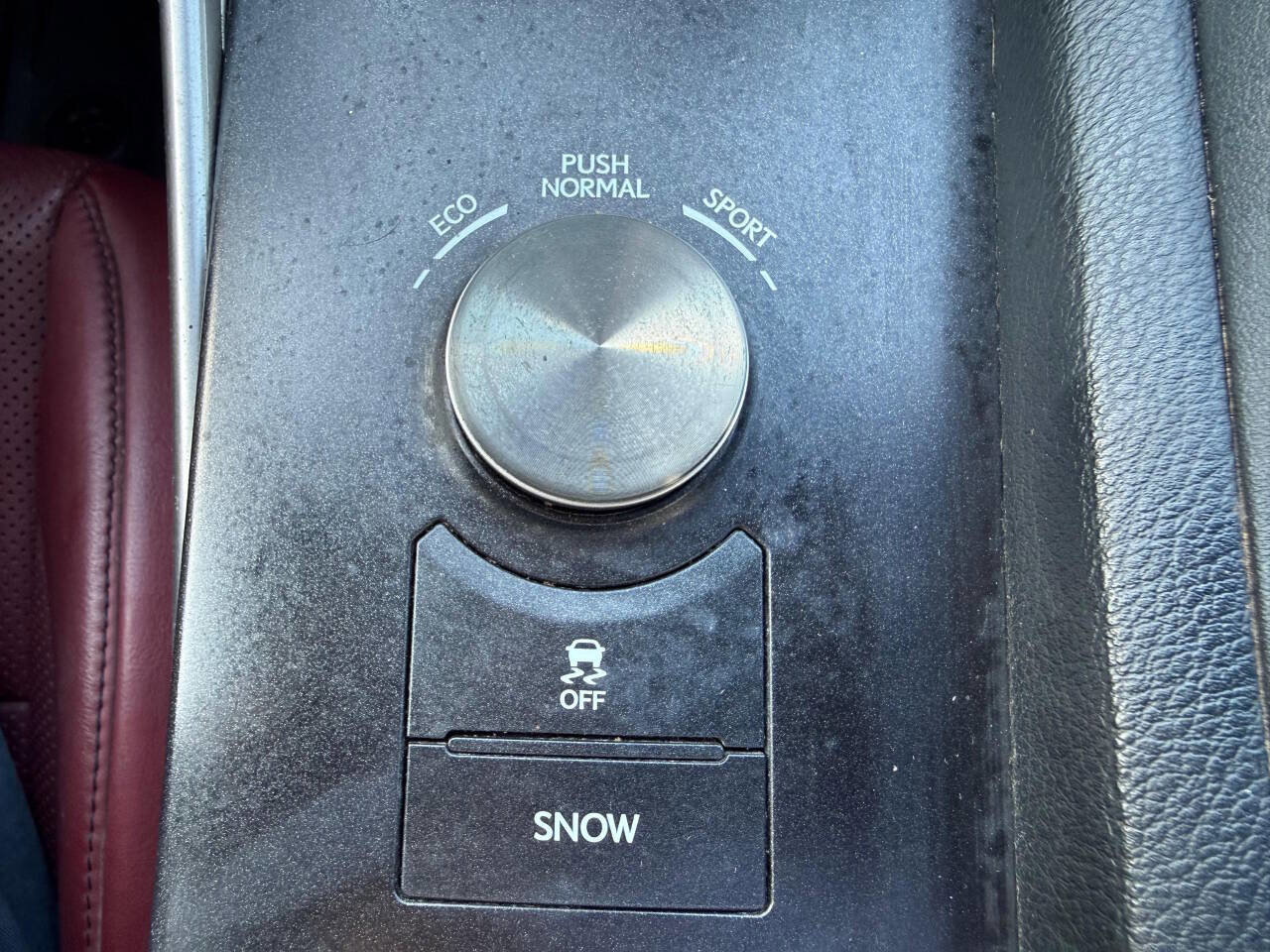 Used 2016 Lexus IS 300 AWD image 25