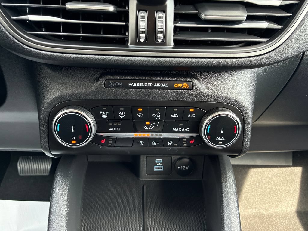 Used 2023 Ford Escape Active AWD/4WD image 27