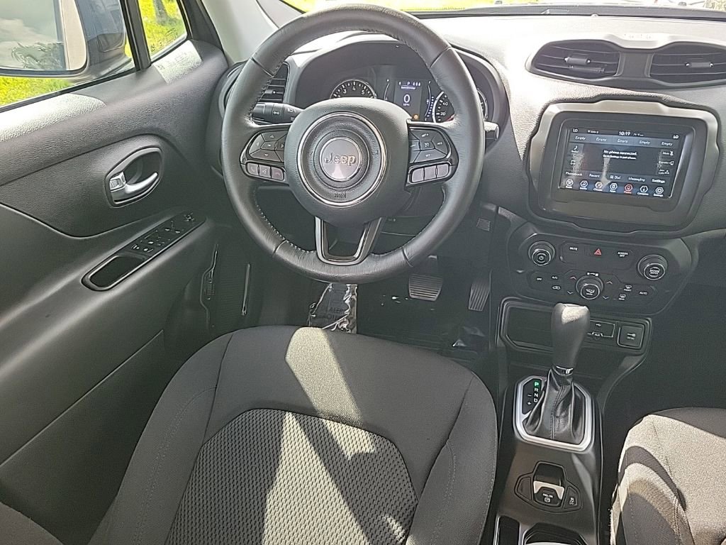 Used 2019 Jeep Renegade Altitude w/ Quick Order Package 2XM image 9