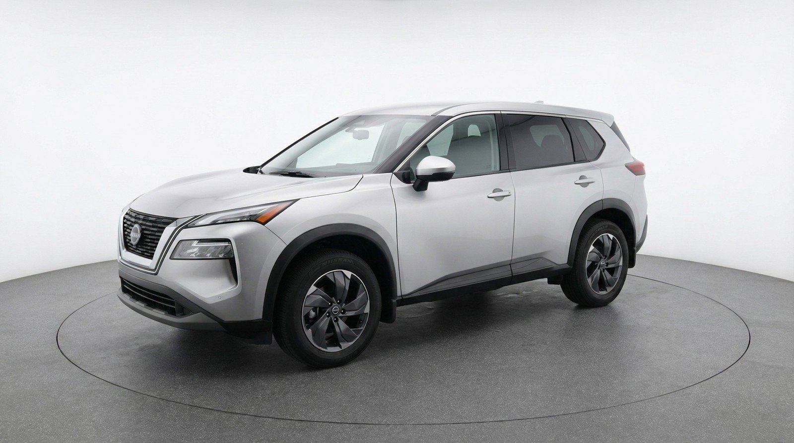 Used 2025 Nissan Rogue SV FWD image 3