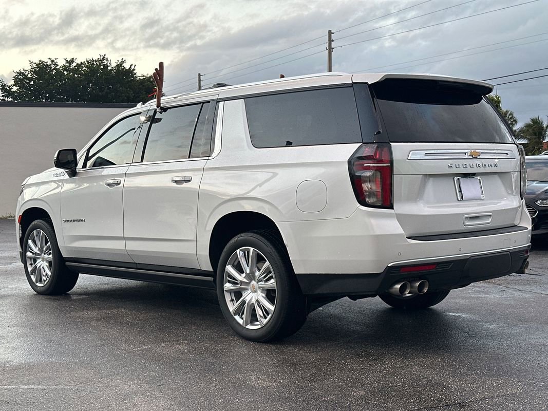 Used 2023 Chevrolet Suburban High Country w/ Premium Package 2 image 4