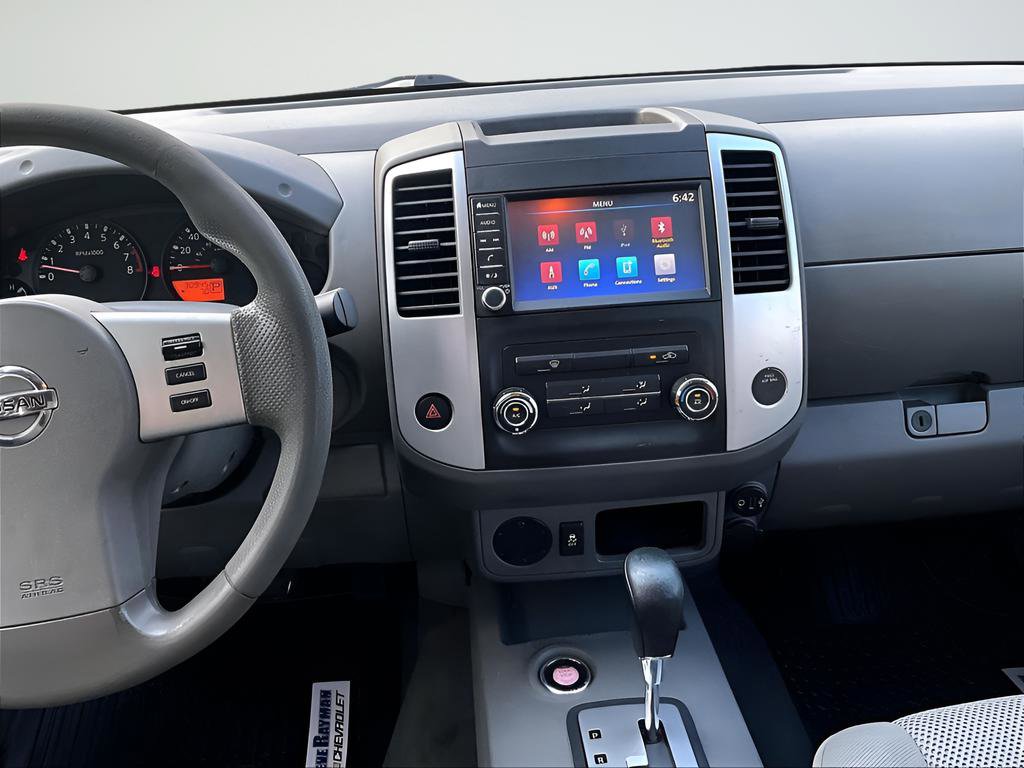 Used 2021 Nissan Frontier SV image 16