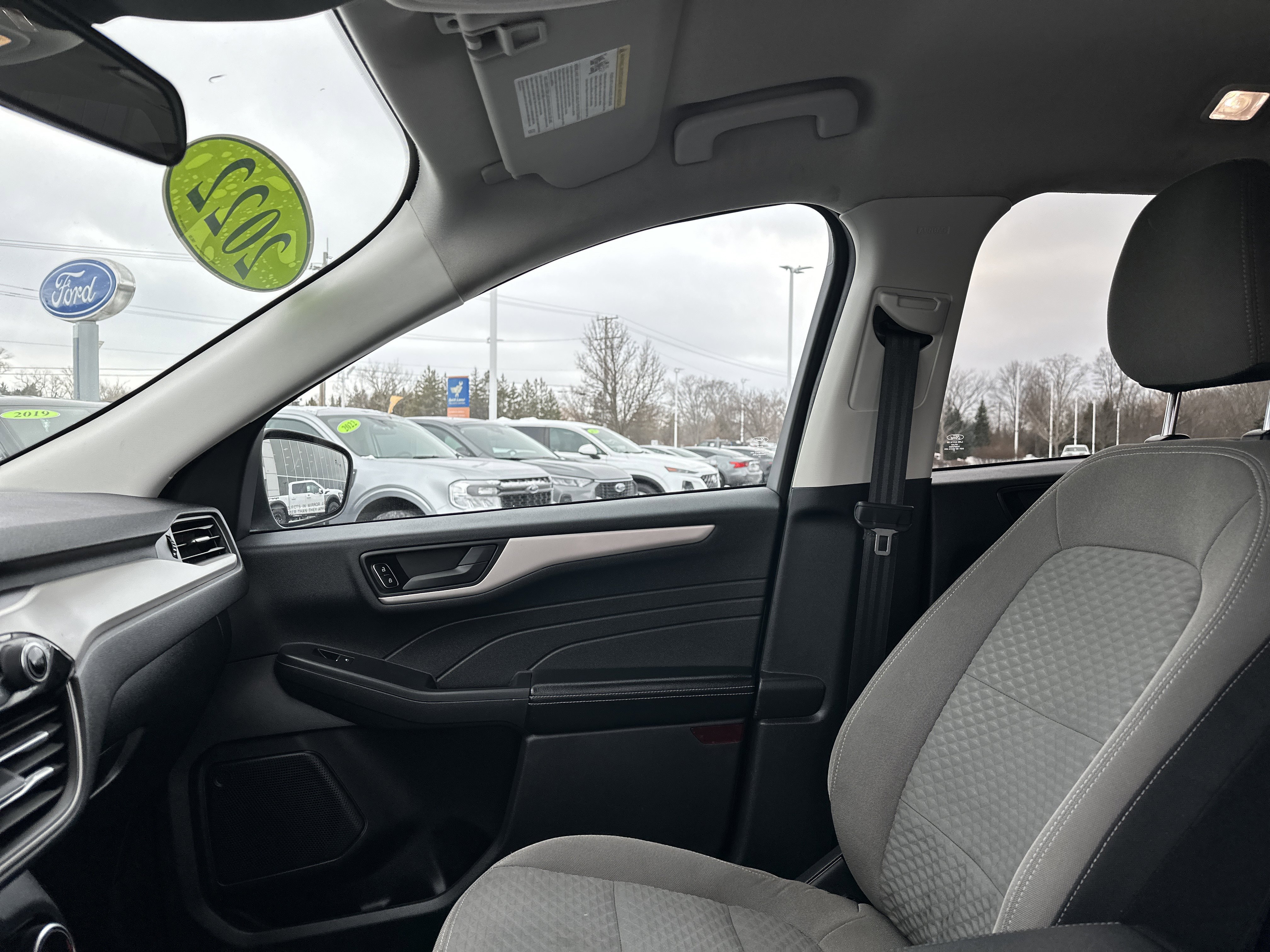 Used 2022 Ford Escape SE w/ Convenience Package image 24