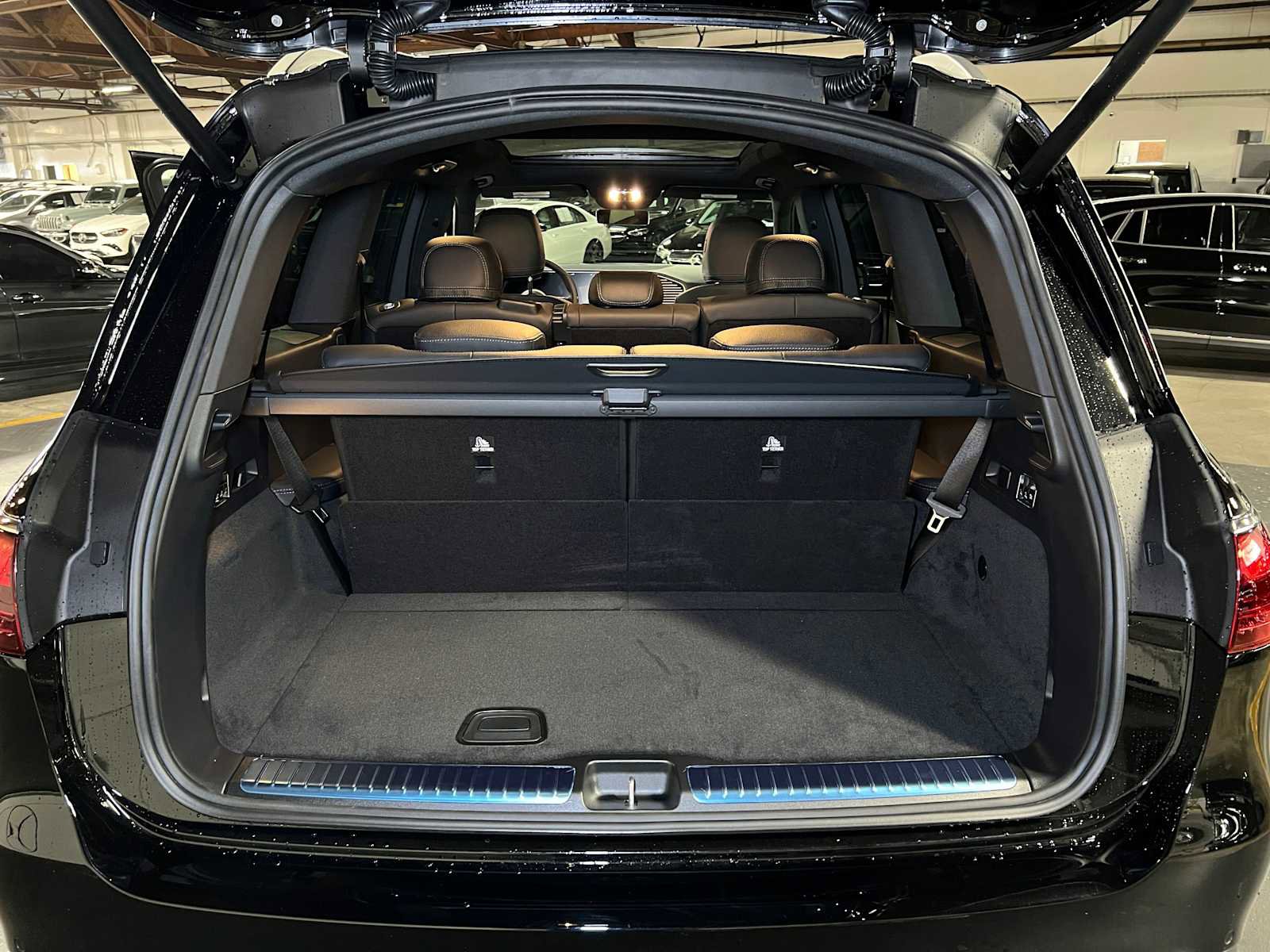 New 2026 Mercedes-Benz GLS 450 4MATIC image 17