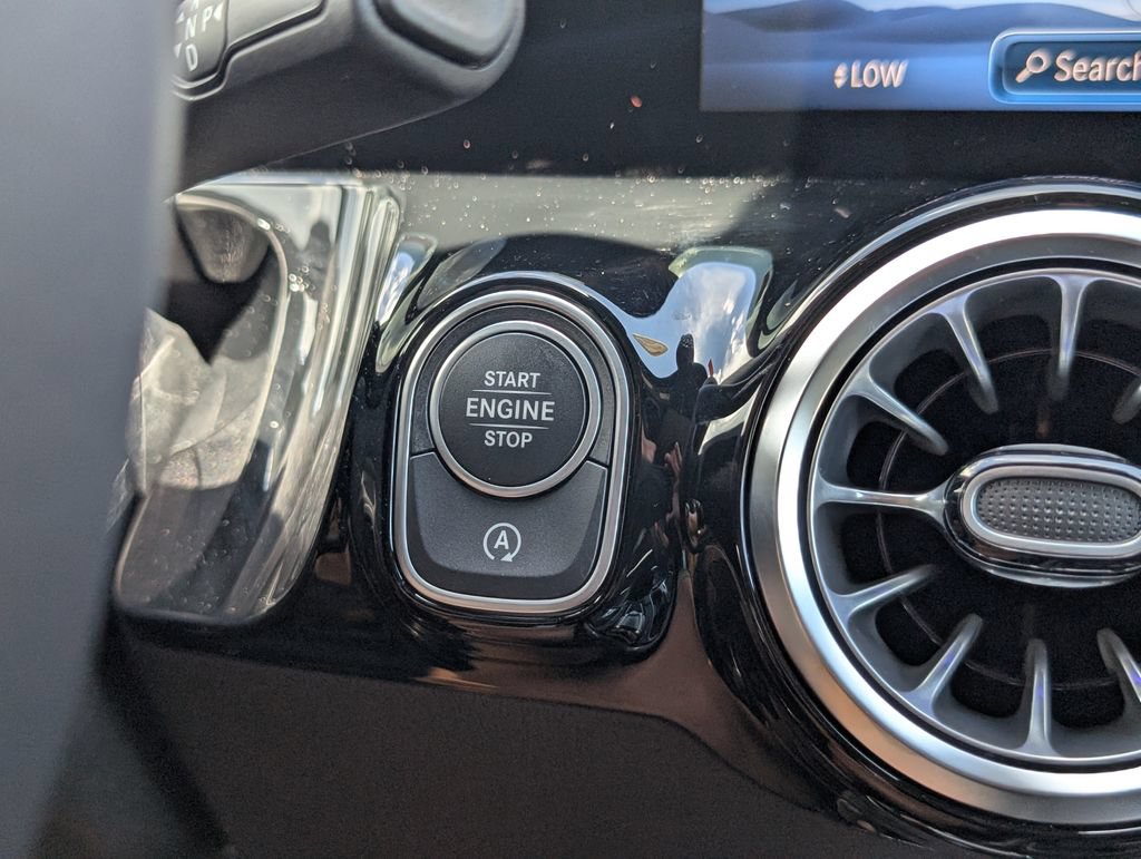 New 2026 Mercedes-Benz GLA 250 4MATIC image 21