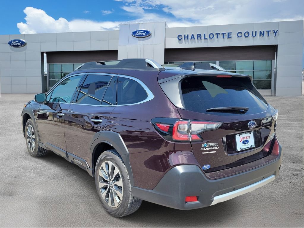 Used 2023 Subaru Outback Touring XT AWD/4WD image 4