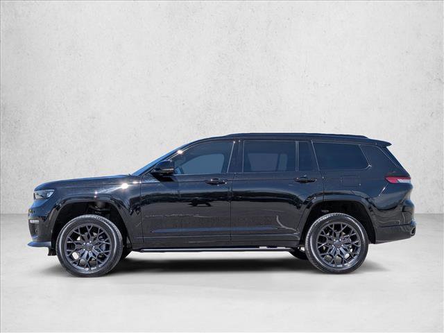 Used 2024 Jeep Grand Cherokee L Summit AWD/4WD image 9