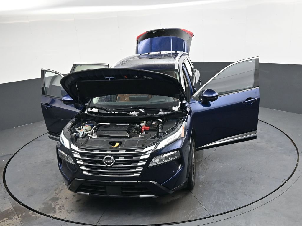 Used 2024 Nissan Rogue Platinum w/ Platinum Premium Package image 48