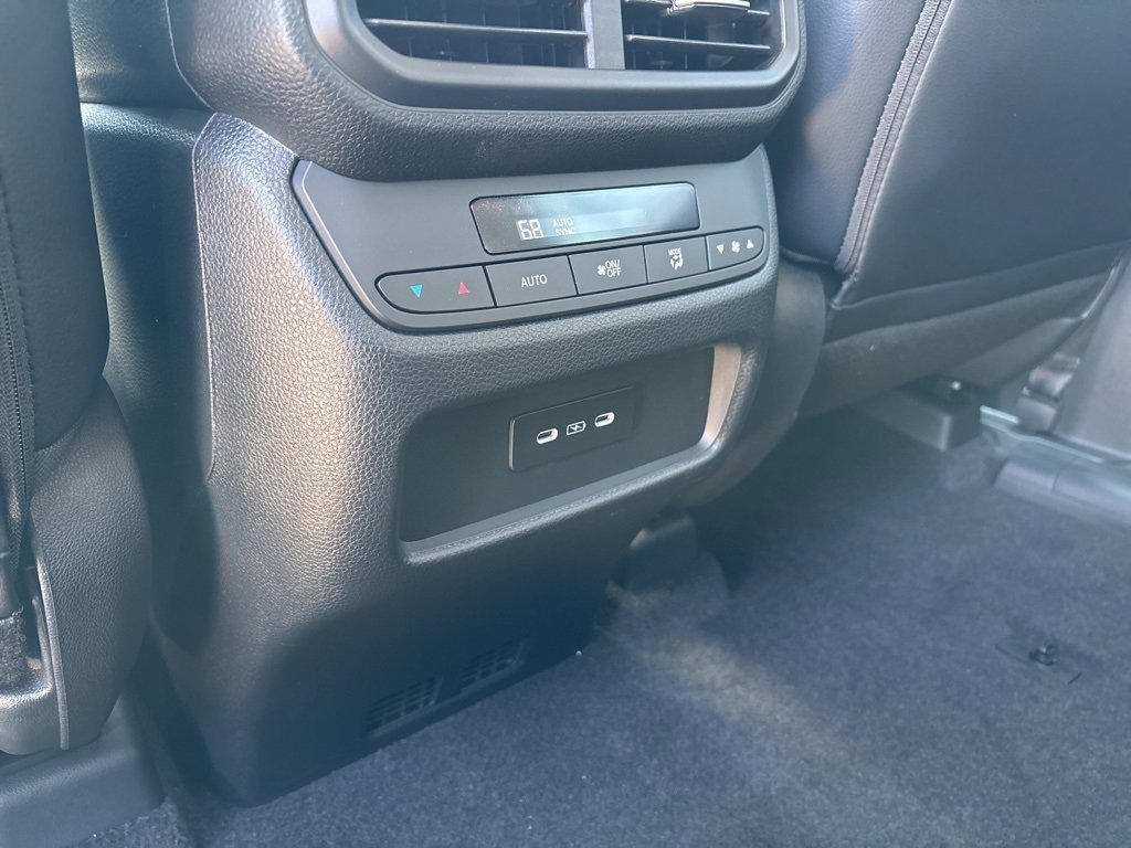 New 2025 Honda Pilot Touring image 20