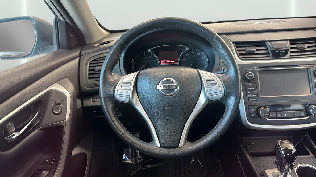 Used 2016 Nissan Altima 2.5 SL w/ 2.5 Technology w/LED Package image 22
