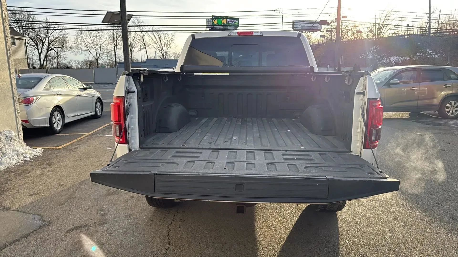 Used 2016 Ford F150 Platinum w/ Equipment Group 701A Luxury image 25