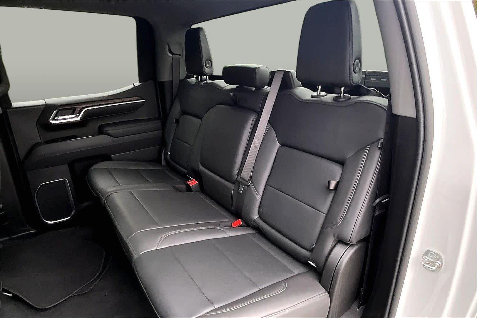 Used 2026 GMC Sierra 1500 SLT AWD/4WD image 20
