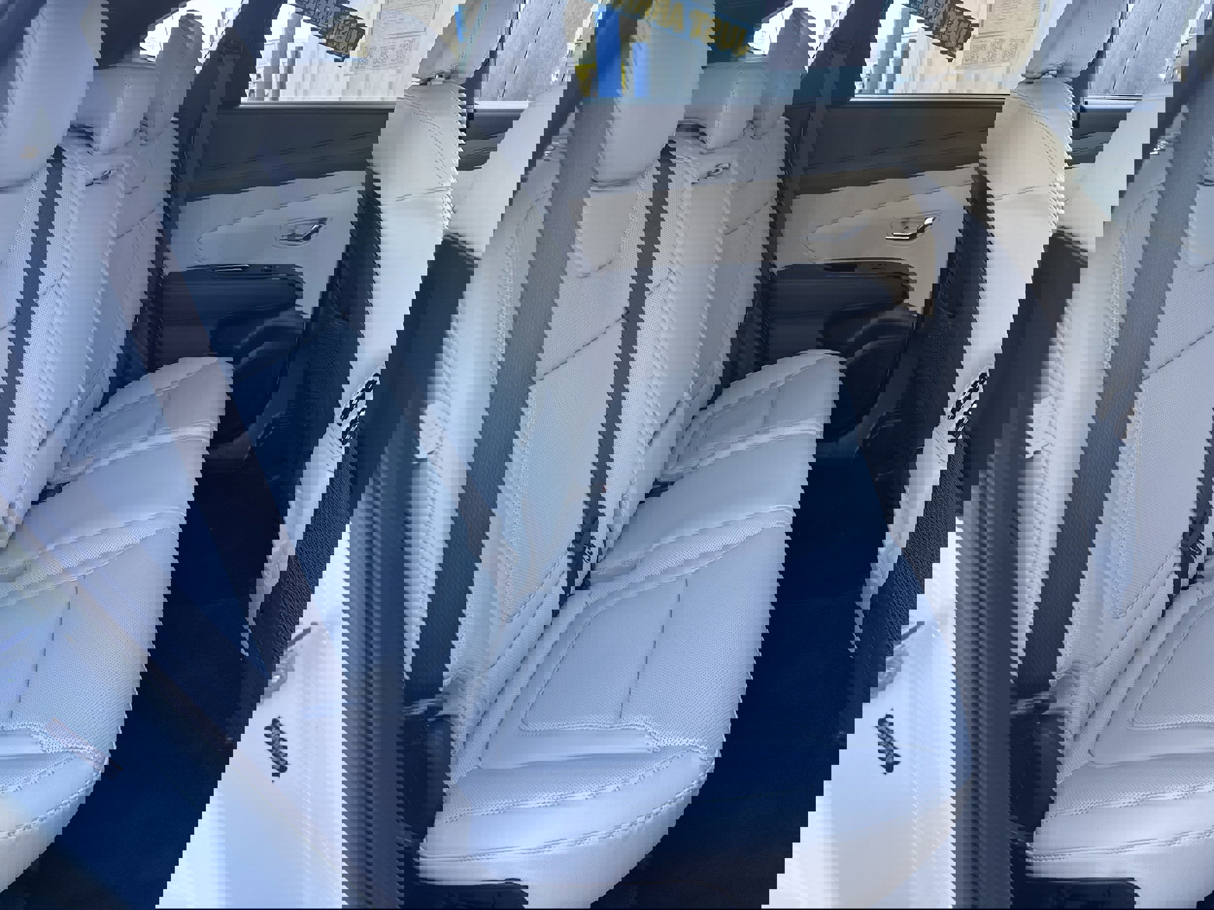 Used 2026 Hyundai Tucson Limited AWD/4WD image 16