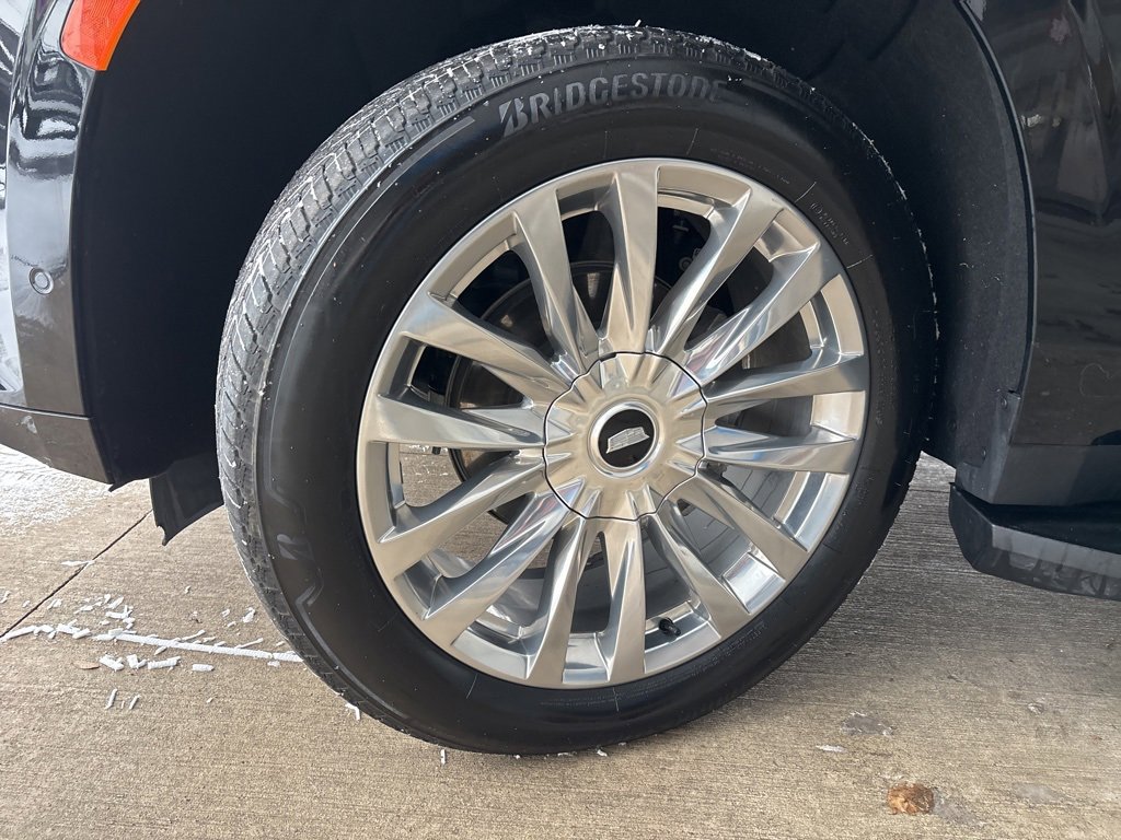 Used 2024 Cadillac Escalade ESV Premium Luxury image 53