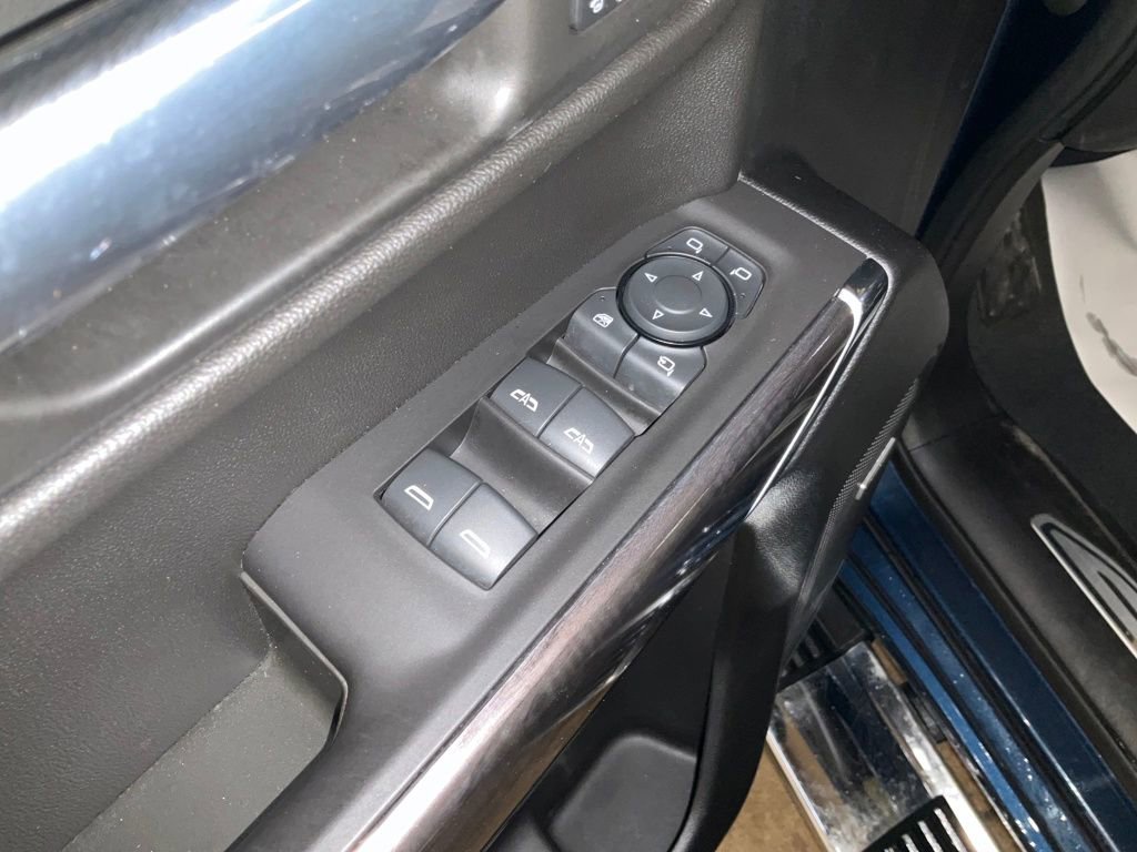 Used 2021 Chevrolet Silverado 1500 LTZ w/ LTZ Premium Package image 15