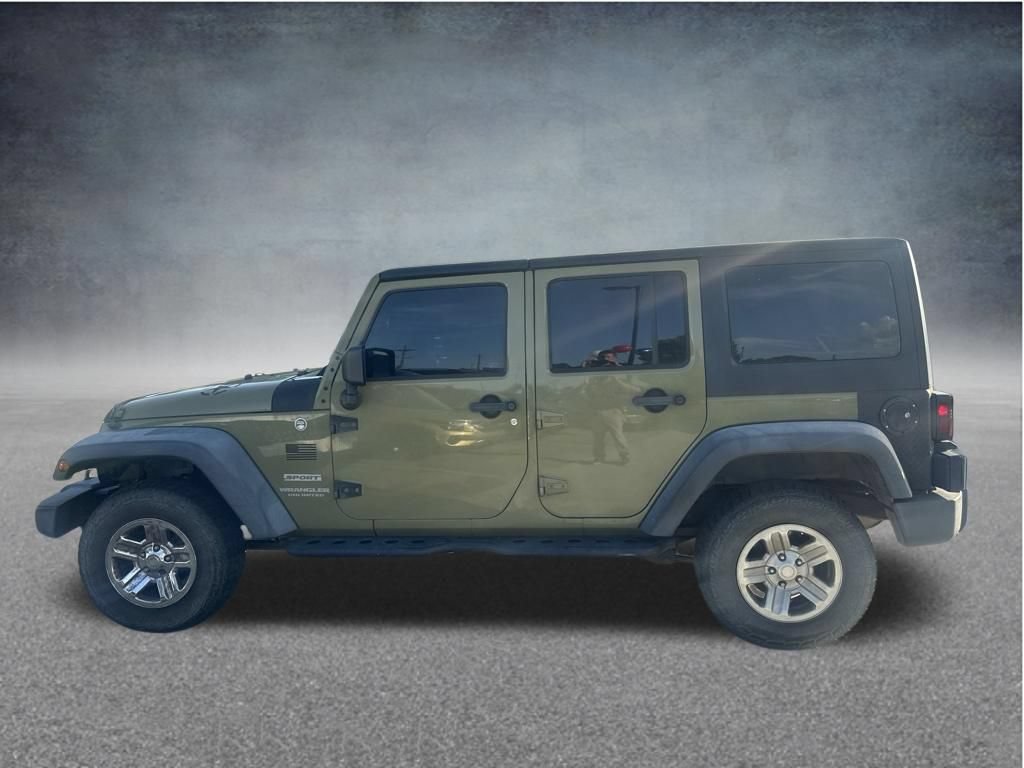 Used 2013 Jeep Wrangler Unlimited Sport w/ Connectivity Group AWD/4WD image 2