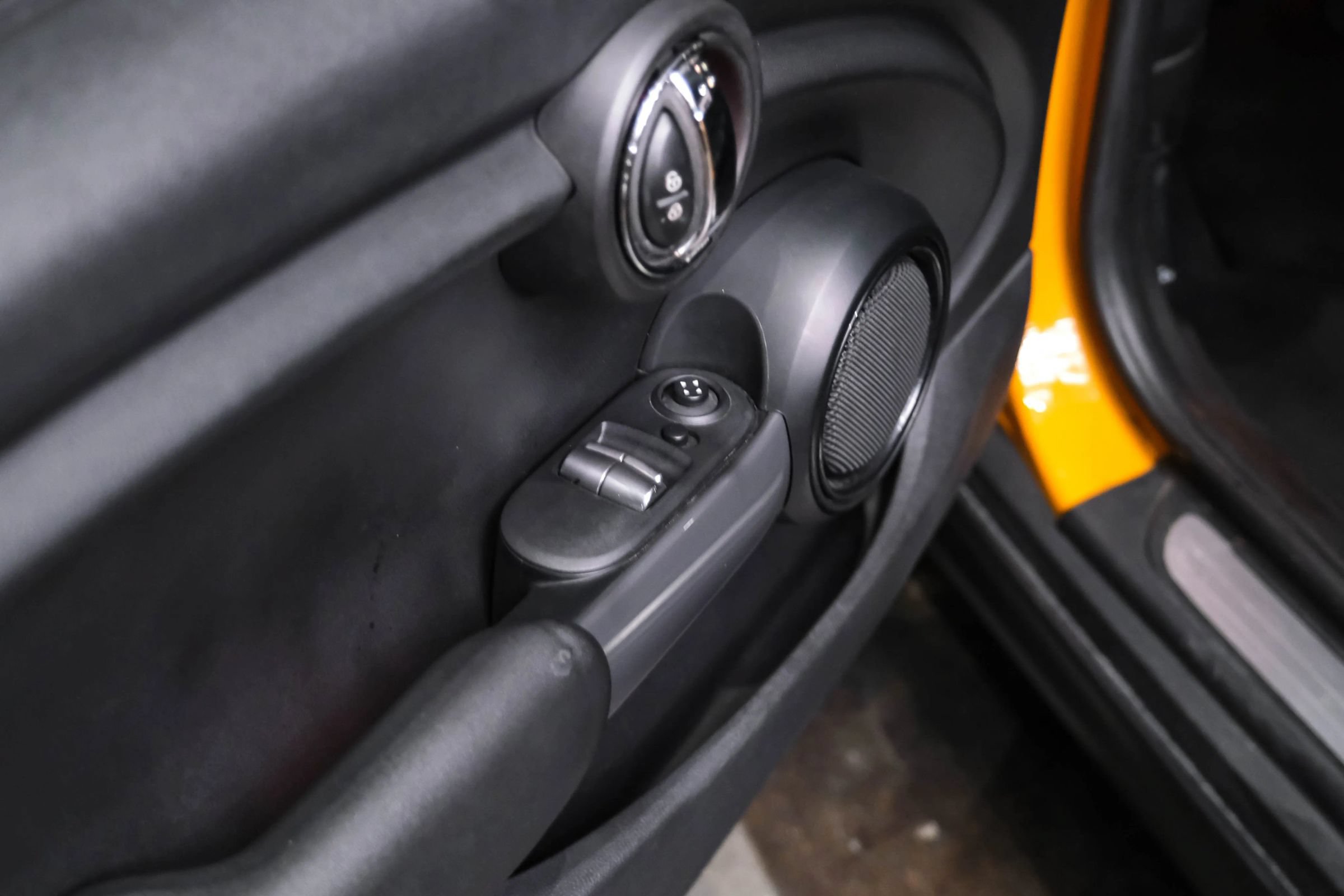 Used 2014 MINI Cooper 2-Door Hardtop FWD image 33