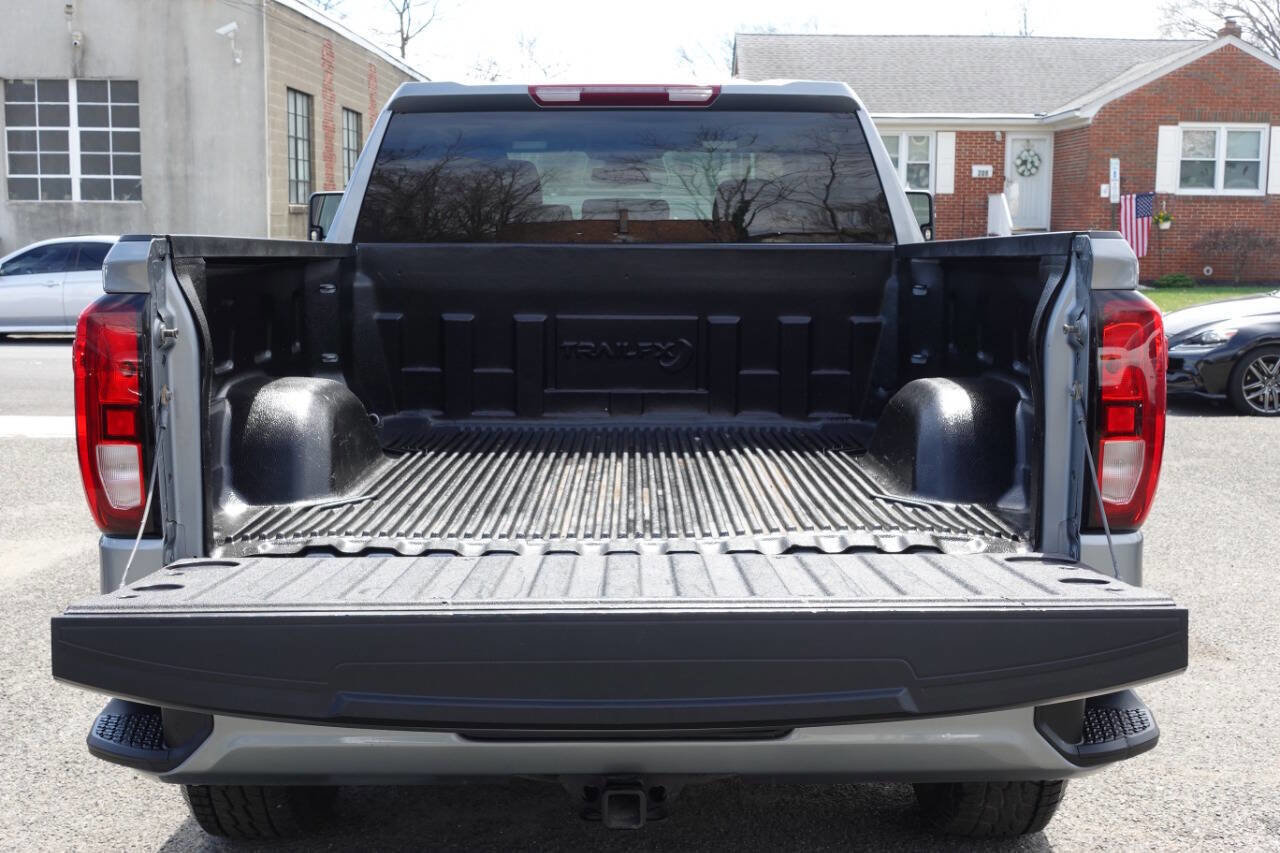 Used 2023 GMC Sierra 1500 Pro w/ Graphite Edition image 13