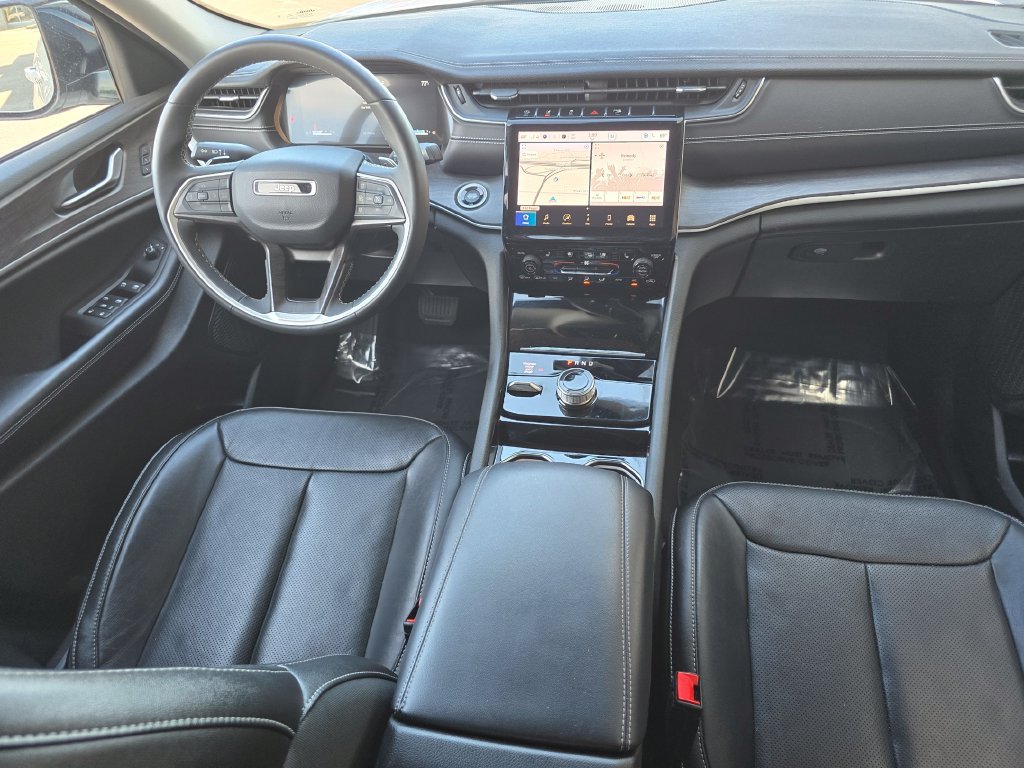 Used 2023 Jeep Grand Cherokee L Limited w/ Luxury Tech Group II AWD/4WD image 22