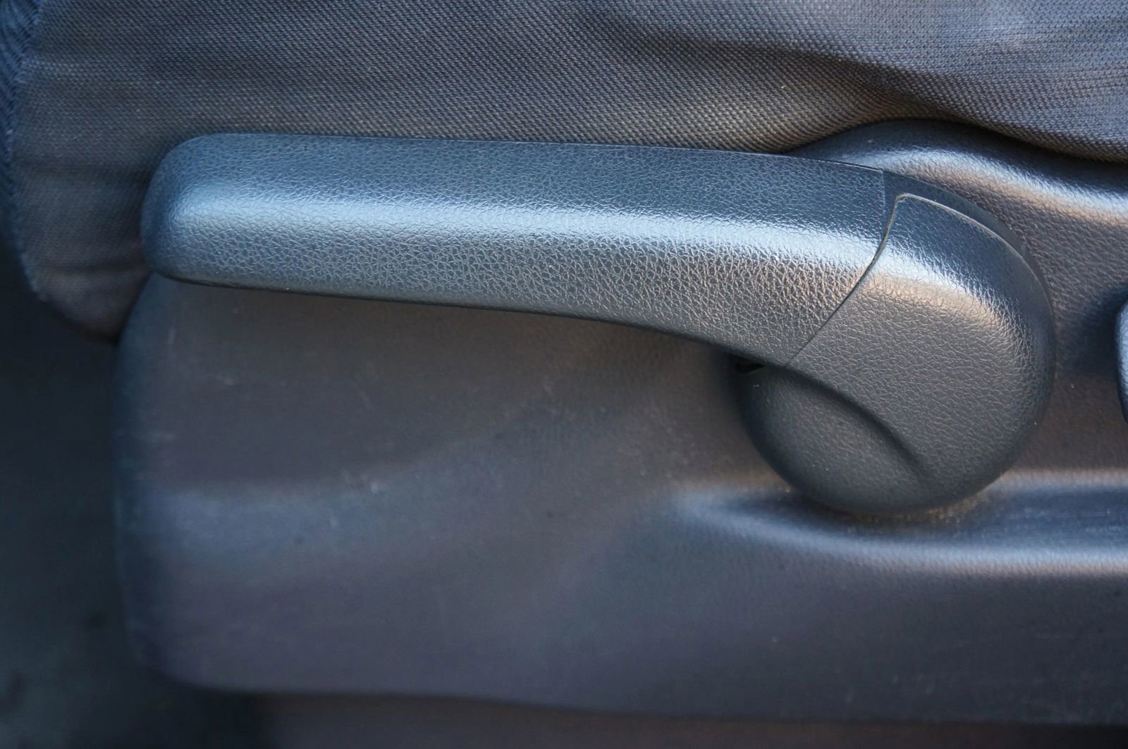 Used 2010 Honda CR-V LX image 23