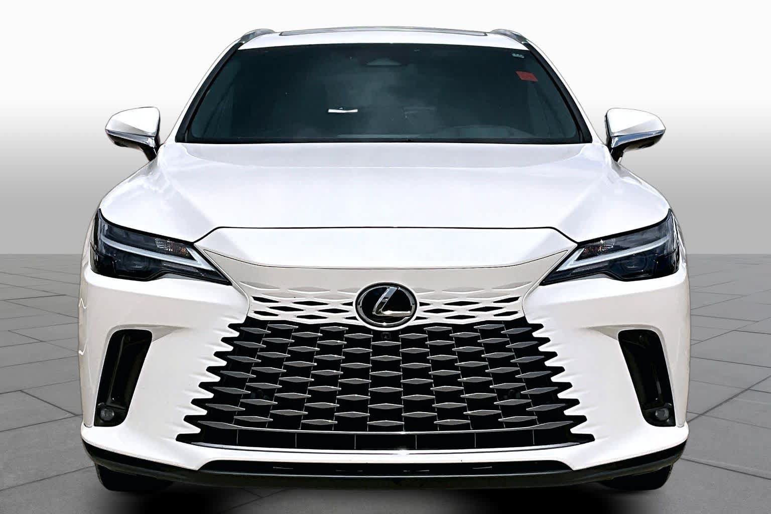 Used 2023 Lexus RX 350 Premium Plus w/ Accessory Package (Z1) AWD/4WD image 4