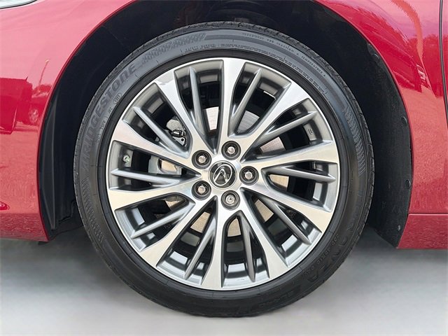 Used 2020 Lexus ES 300h w/ Premium Package image 43