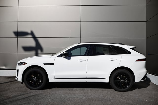 New 2026 Jaguar F-PACE R-Dynamic S image 3
