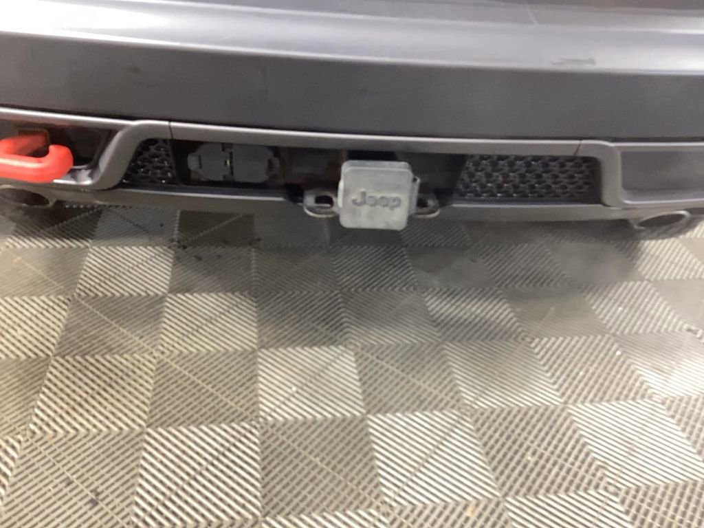 Used 2022 Jeep Cherokee Trailhawk w/ Trailer Tow Group image 27