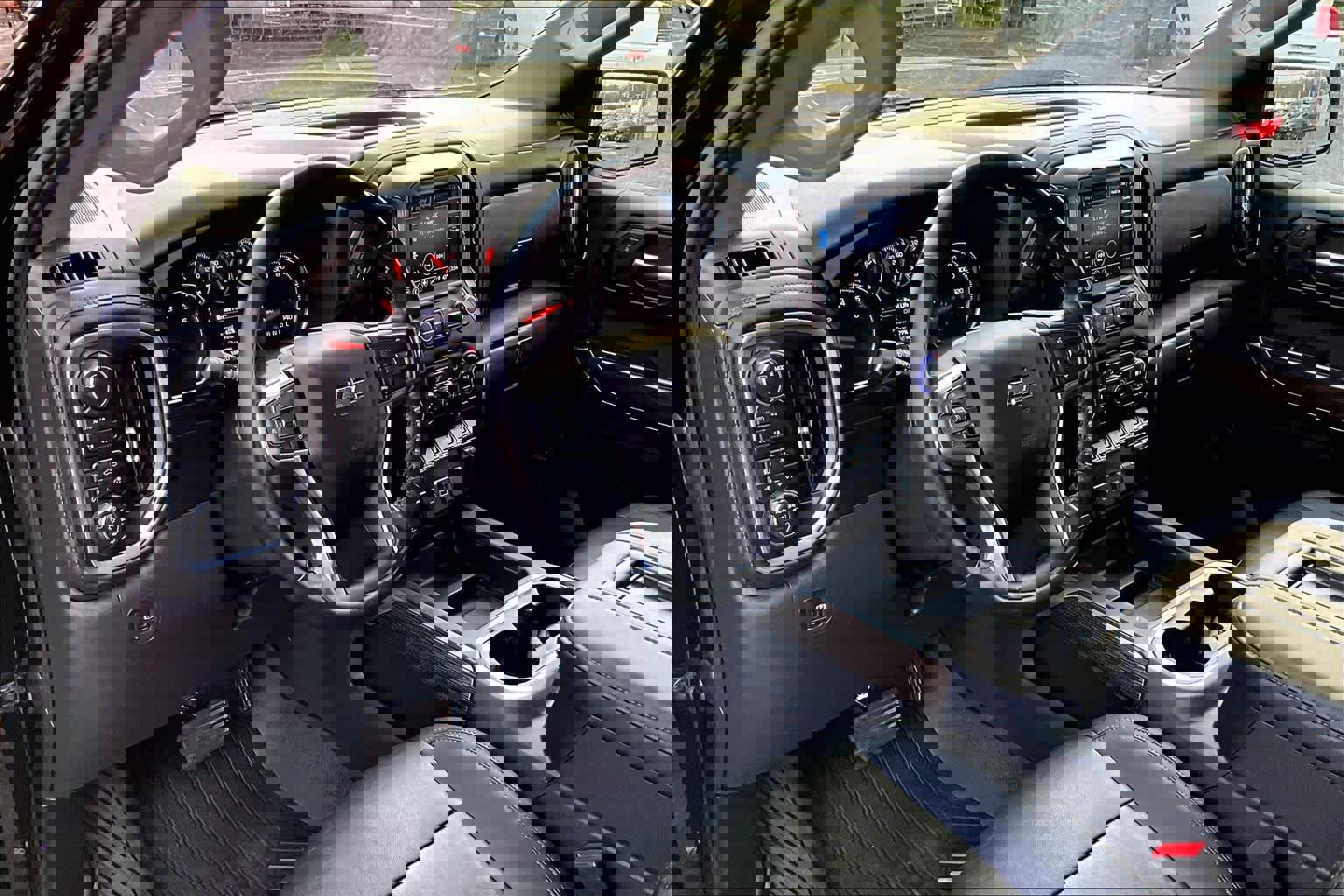 Used 2021 Chevrolet Silverado 1500 LT Trail Boss w/ Convenience Package II image 16