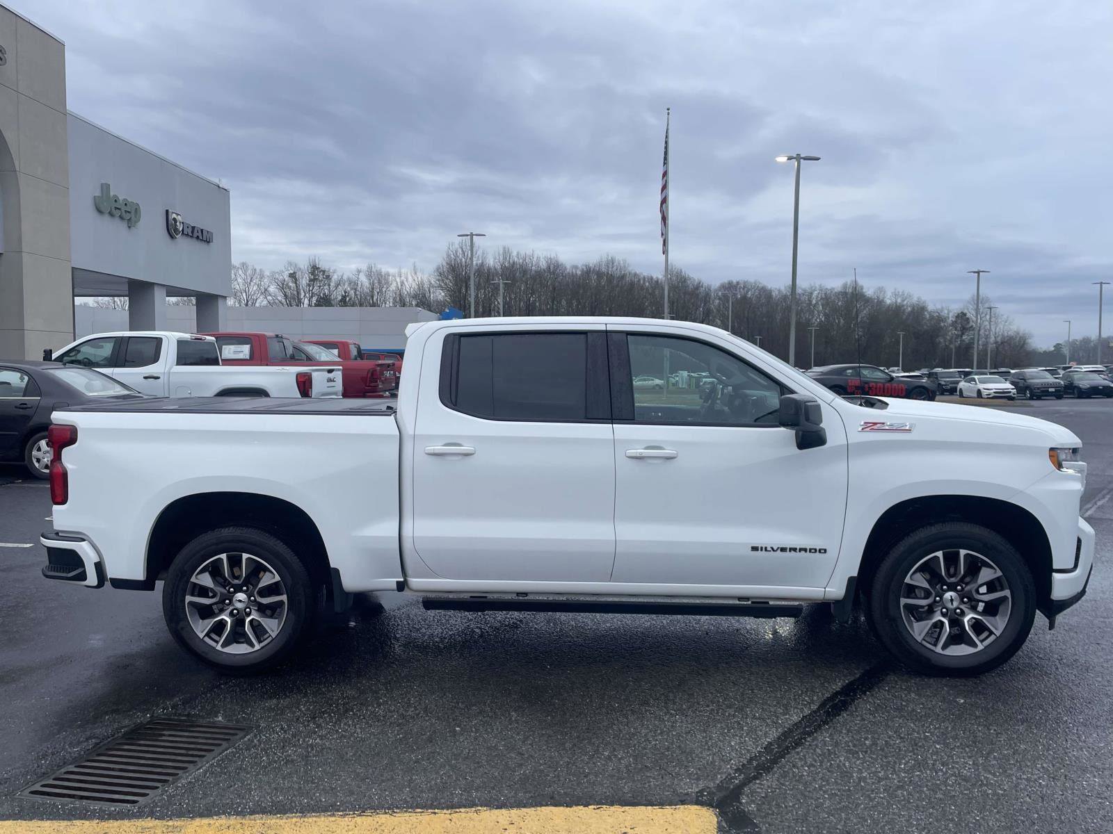 Used 2021 Chevrolet Silverado 1500 RST video 2