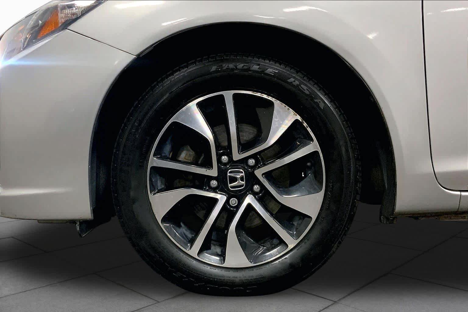 Used 2015 Honda Civic EX image 11