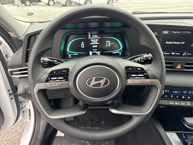 New 2026 Hyundai Elantra Blue image 23
