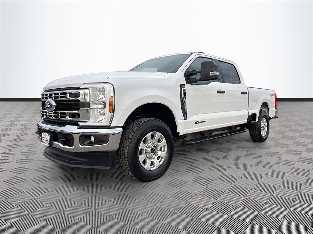 Used 2024 Ford F250 XLT image 3